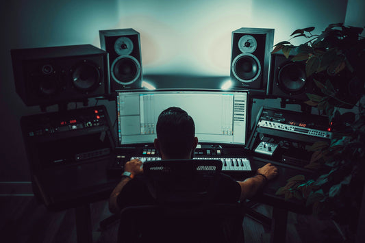 A Beginner's Guide to Home Recording Studios: Essential Equipment and Setup Tips